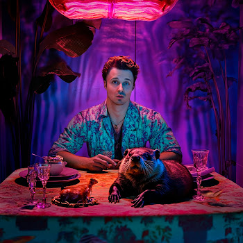 Пакет Конфет - Сидим С Бобром Ft Олег Решает скачать песню